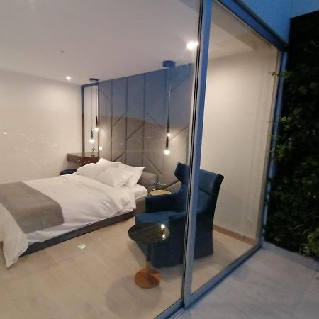 Suite Apartameto 1606 Espectacular Vista La Carolina, Piso 16 One - Кито Екстериор снимка
