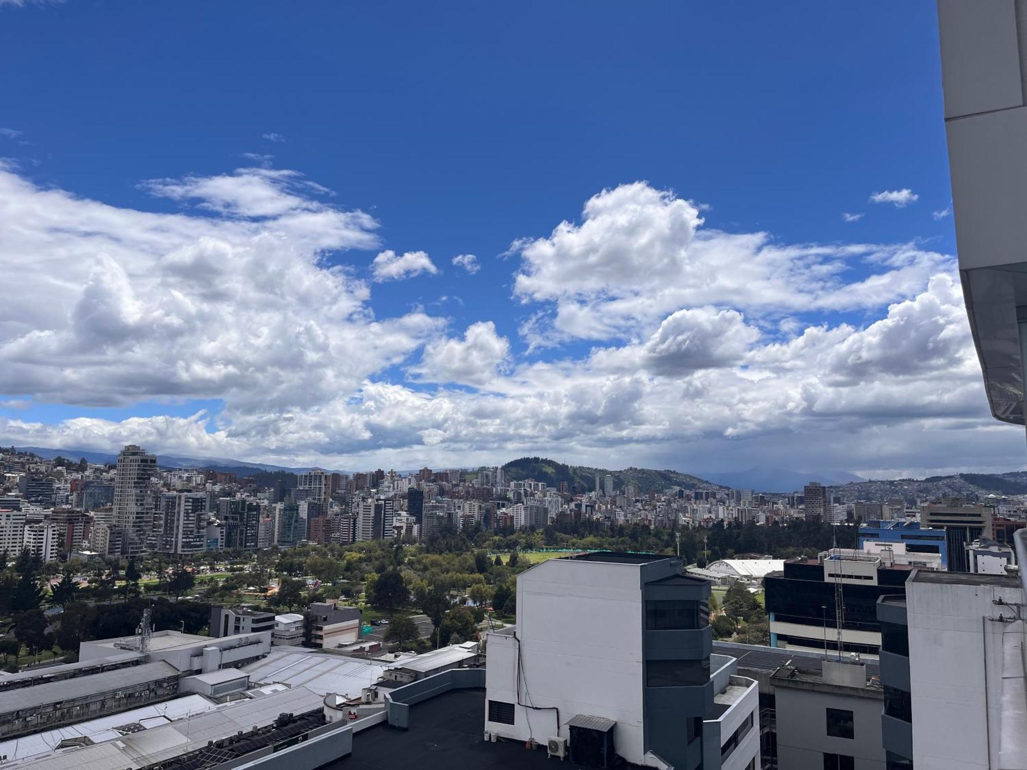 Suite Apartameto 1606 Espectacular Vista La Carolina, Piso 16 One - Кито Екстериор снимка
